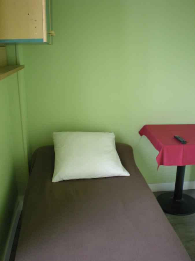 Hotel Dg Mery-sur-Oise ภายนอก รูปภาพ