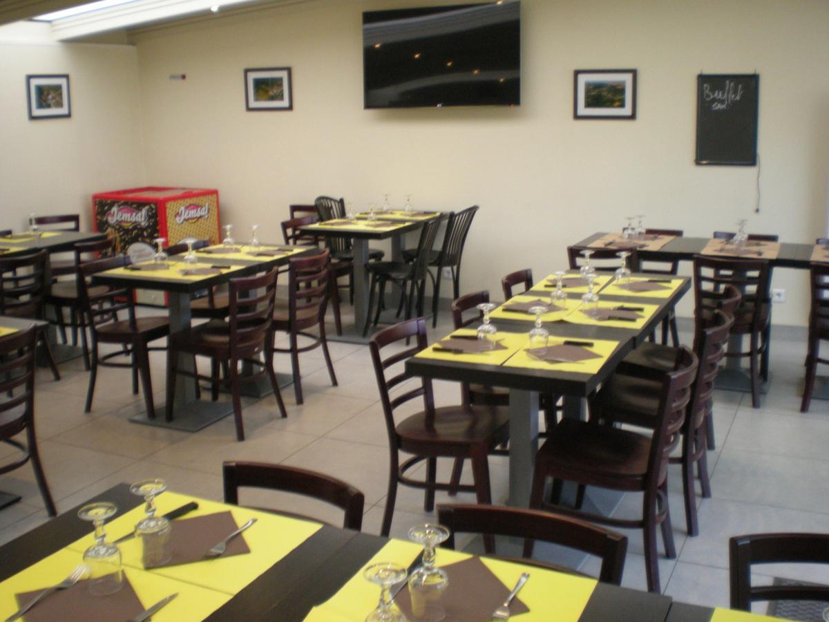 Hotel Dg Mery-sur-Oise ภายนอก รูปภาพ