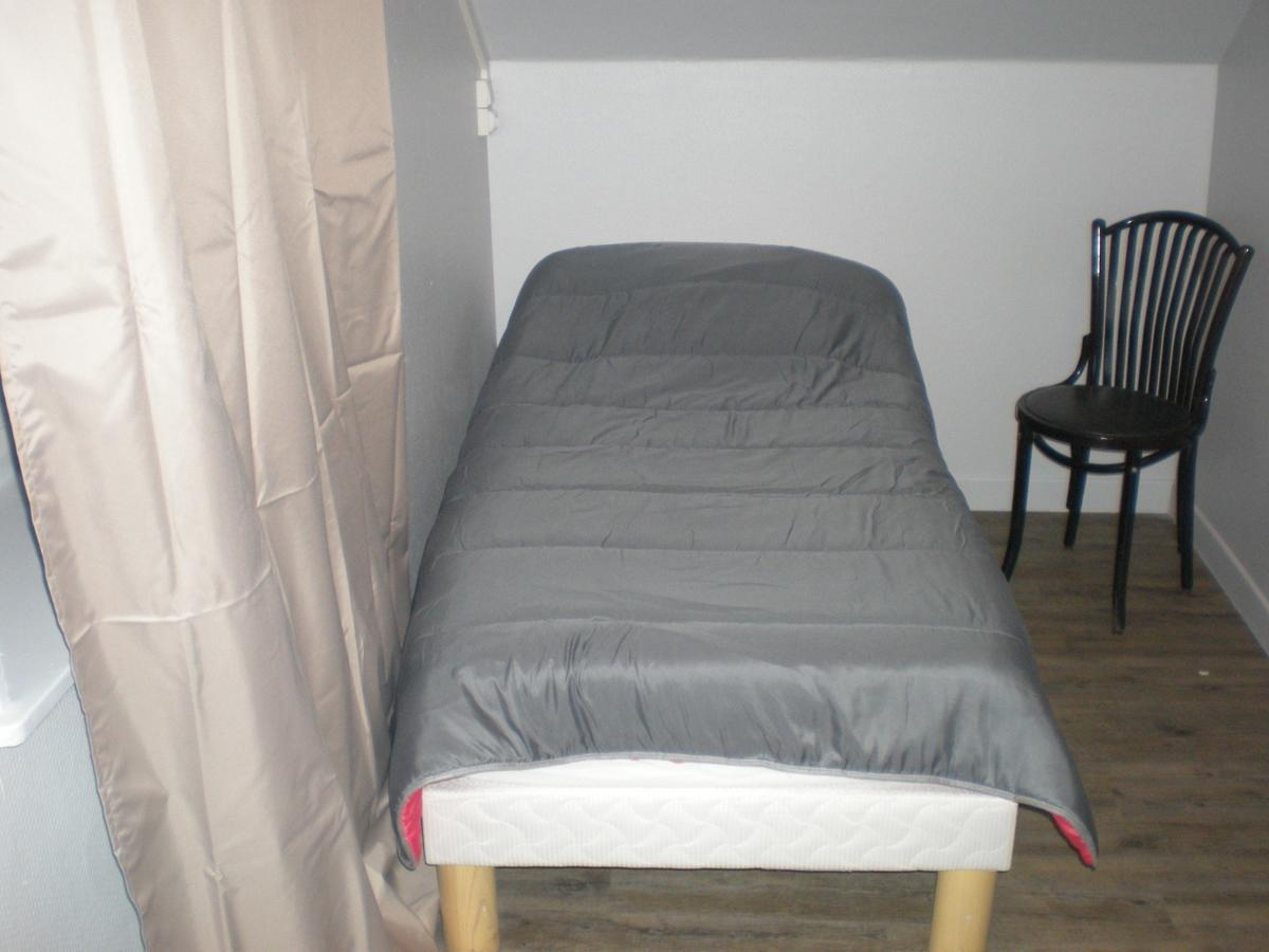 Hotel Dg Mery-sur-Oise ภายนอก รูปภาพ
